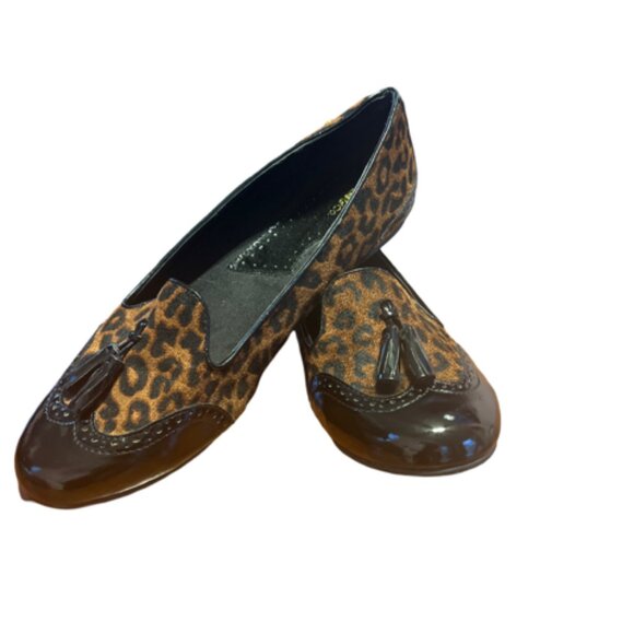 G.H. Bass & Co. Leopard Animal Print Women Loafer Size 11 - Picture 2 of 6